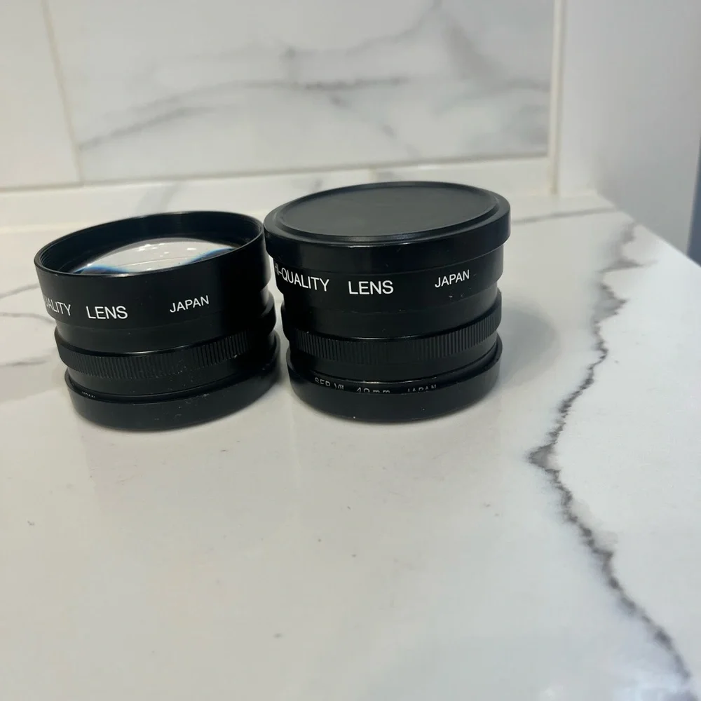 Ambico Japan V-3300 Telephoto 1.5x&Video V-3100 Wide Angle 0.5Case.1 Lid missing